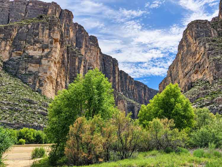 Santa Elena Canyon Trail: Hike &Amp; What To Expect View Along The Santa Elena Canyon Trail In Big Bend National Park