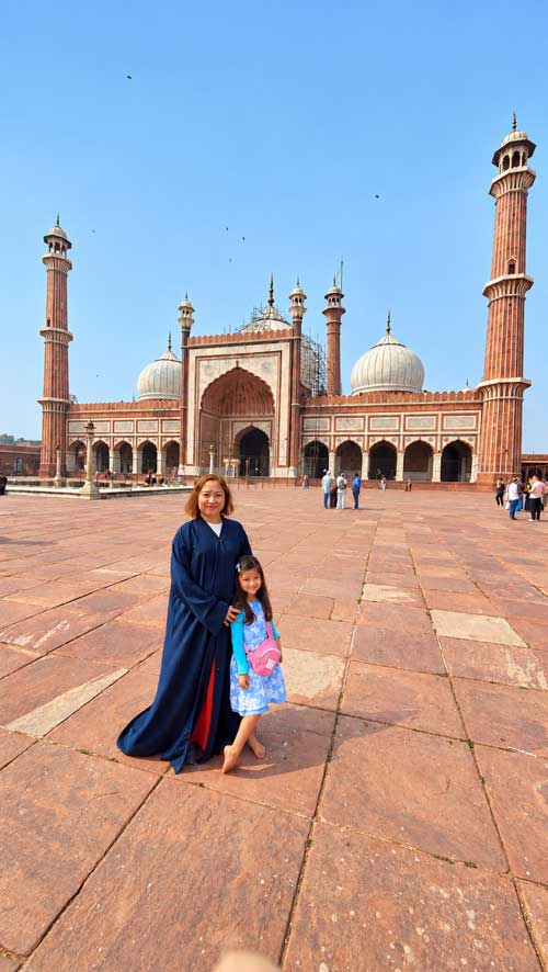 Things To Do In New Delhi In One Day: Our Itinerary Courtyard Of Jama Masjid In Old Delhi