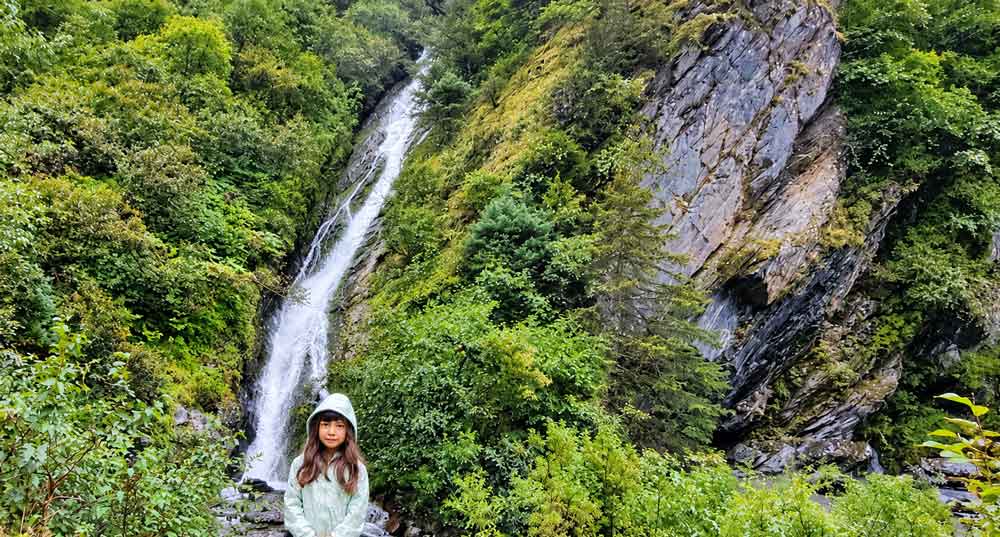 Rudleston Falls In Keystone Canyon Near Valdez