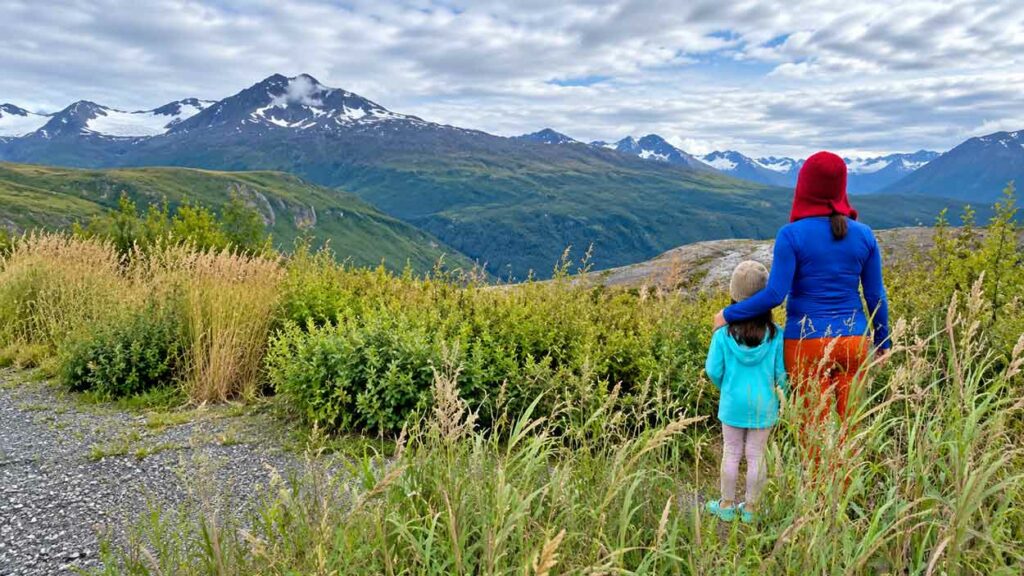 Things To Do In Valdez Alaska Including Mountain And Glacier Scenery