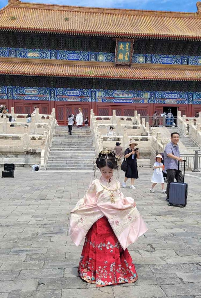 25 Essential Beijing Travel Tips For First-Time Visitors (2026) Child In Traditional Hanfu Costume At A Beijing Temple Photoshoot