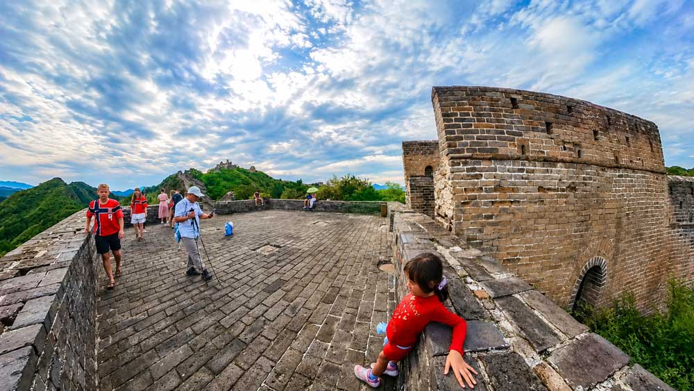 2 Day Great Wall Of China Itinerary: Jinshanling, Gubeikou &Amp; Mutianyu Hiking The Jinshanling Section Of The Great Wall Of China With A Child