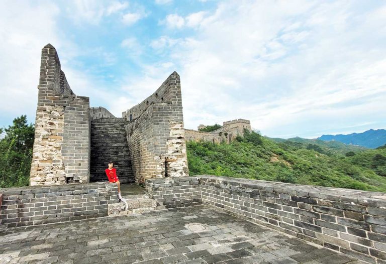 Is The Great Wall Of China Hard To Climb? What It'S Really Like Steep Stairs Going Up The Great Wall